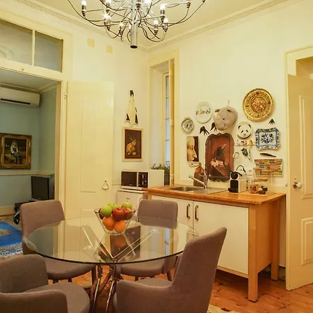 Chiado Nobre - An In The Heart Of Apartment Lisbon