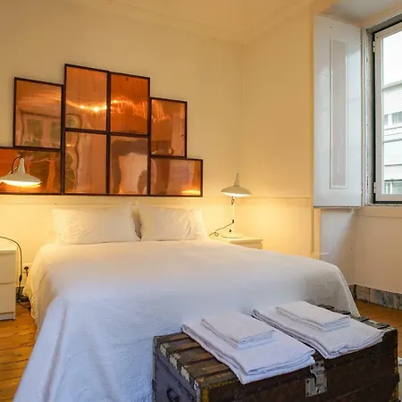 Chiado Nobre - An In The Heart Of Apartment *