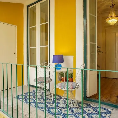 Chiado Nobre - An In The Heart Of Lisbon