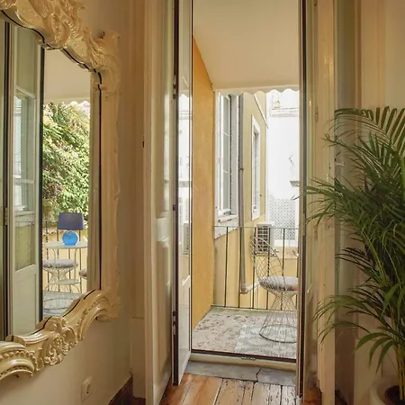 Chiado Nobre - An In The Heart Of * Lisbon